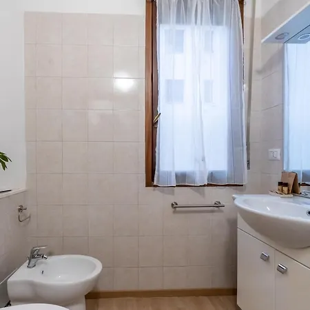 1,2 Porta Centro Parking Free Apartamento