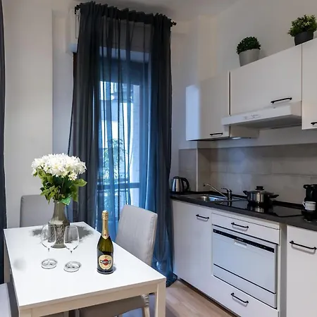 Daire 1,2 Porta Centro Parking Free Milano
