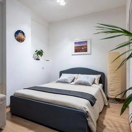Daire 1,2 Porta Centro Parking Free *